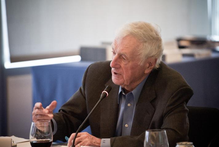 John Seigenthaler | Photo courtesy of Maria Byrk, Newseum Photographer